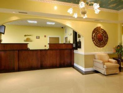 Days Inn & Suites By Wyndham Swainsboro Εξωτερικό φωτογραφία